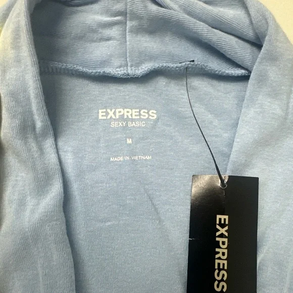 NEW Express Sexy Basic Tee Sz M Top 3/4sleeve V-Neck  Shirt Baby Blue Vtg - Picture 8 of 10